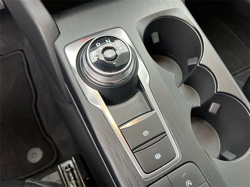 Used 2025 Ford Escape ST-Line Select w/ Class II Trailer Tow Package image 19