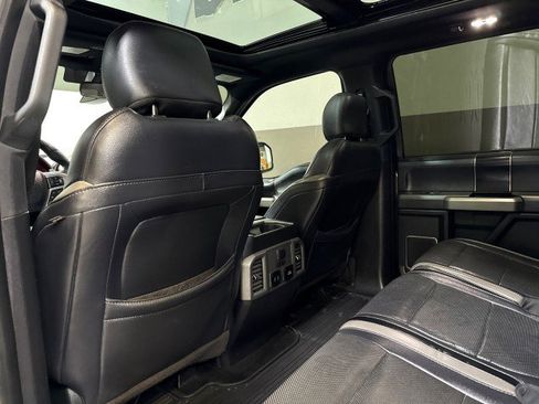 Used 2018 Ford F150 Raptor w/ Equipment Group 802A Luxury image 42