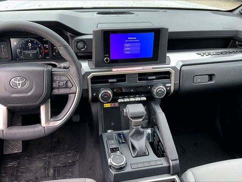 New 2026 Toyota Tacoma SR5 AWD/4WD image 6