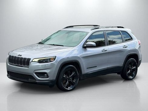 Used 2020 Jeep Cherokee Latitude Plus FWD image 3