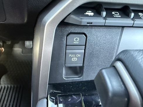New 2026 Toyota Tundra Platinum AWD/4WD image 19