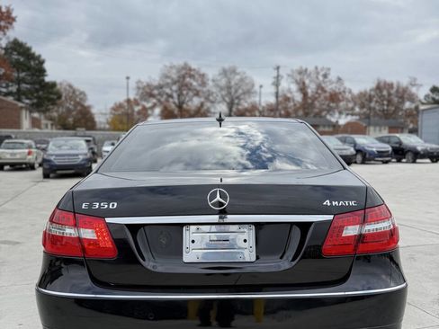 Used 2010 Mercedes-Benz E 350 4MATIC Sedan image 5