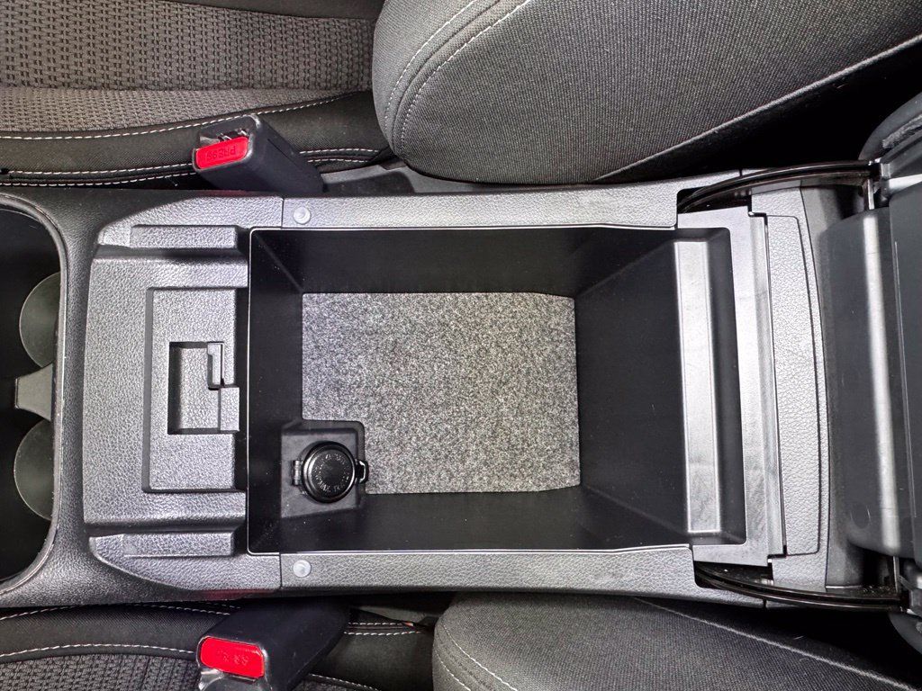 Used 2024 Subaru Outback Premium AWD/4WD image 35