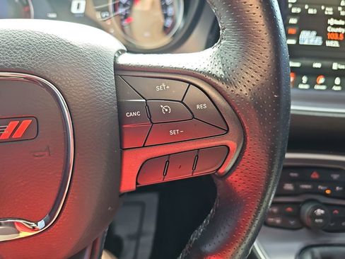 Used 2019 Dodge Challenger R/T Scat Pack RWD image 23