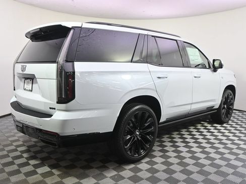 New 2026 Cadillac Escalade Platinum Sport w/ LPO, ONYX Package AWD/4WD image 7