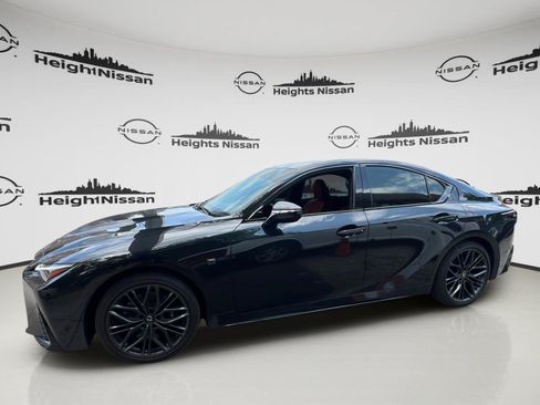 Used 2023 Lexus IS 500 RWD image 4