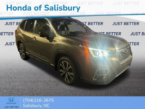 Used 2020 Subaru Forester Limited image 1