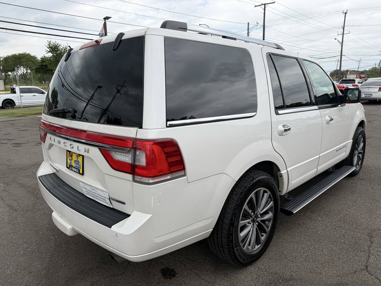 Used 2015 Lincoln Navigator 4WD image 5