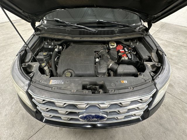 Used 2017 Ford Explorer XLT w/ Equipment Group 201A FWD image 21