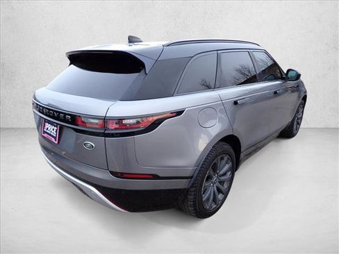 Used 2020 Land Rover Range Rover Velar R-Dynamic S image 4