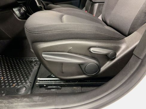 Used 2023 Jeep Renegade Latitude image 14