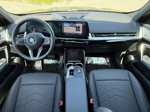 Used 2025 BMW X1 xDrive28i w/ Technology Package image 31
