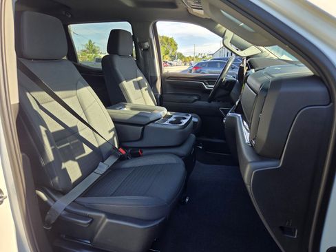 Used 2022 GMC Sierra 1500 Elevation RWD image 18
