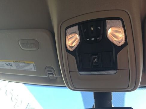 Used 2019 RAM 1500 Big Horn image 33