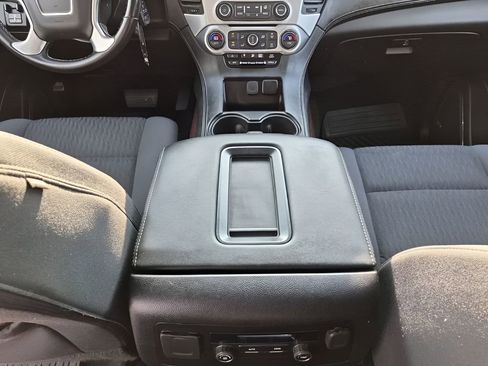 Used 2018 GMC Yukon XL SLE w/ SLE Value Package image 22
