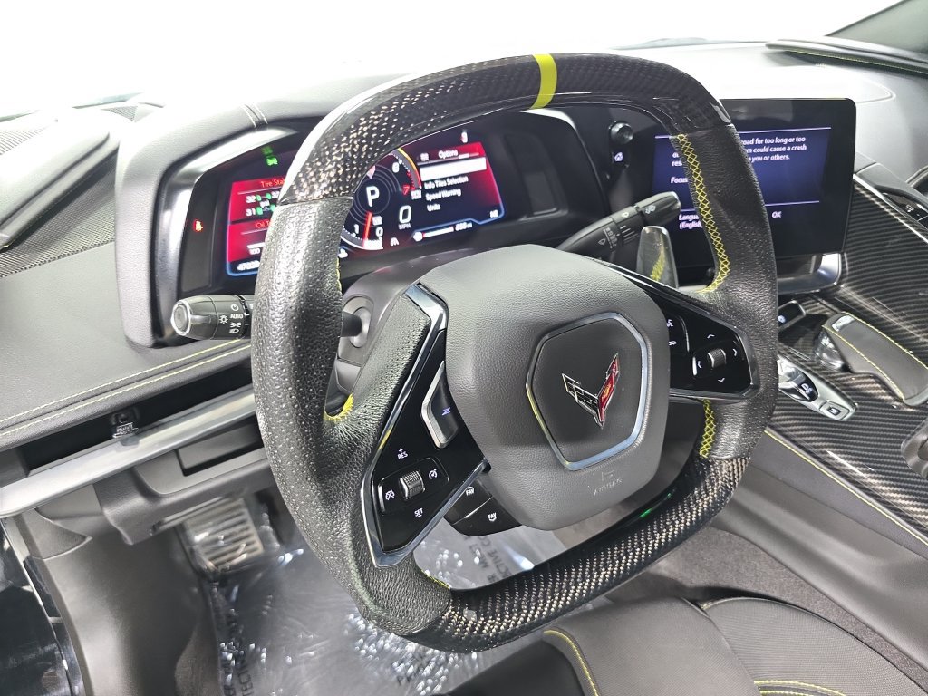 Used 2023 Chevrolet Corvette Stingray Coupe w/ Z51 Performance Package RWD image 4