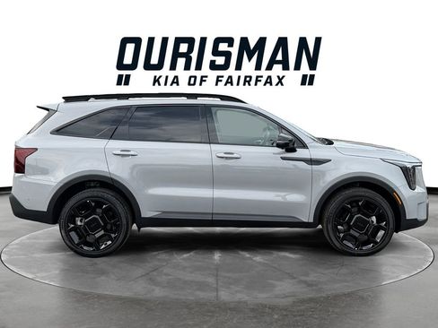 Certified 2025 Kia Sorento SX Prestige w/ Sage Leather Package image 7