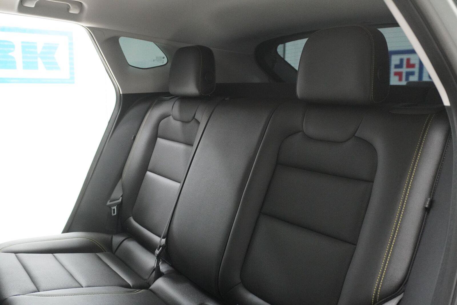 Used 2025 Chevrolet Trax ACTIV w/ Sunroof Package FWD image 26
