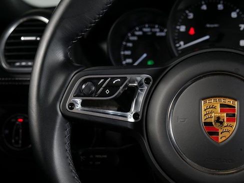 Certified 2021 Porsche 718 Boxster Spyder image 25