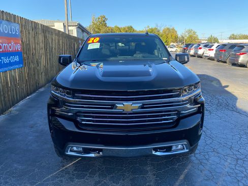 Used 2020 Chevrolet Silverado 1500 High Country w/ Technology Package image 2
