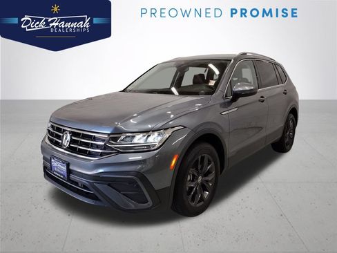 Used 2023 Volkswagen Tiguan SE AWD/4WD image 1