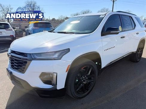 Used 2023 Chevrolet Traverse Premier w/ Redline Edition FWD image 1