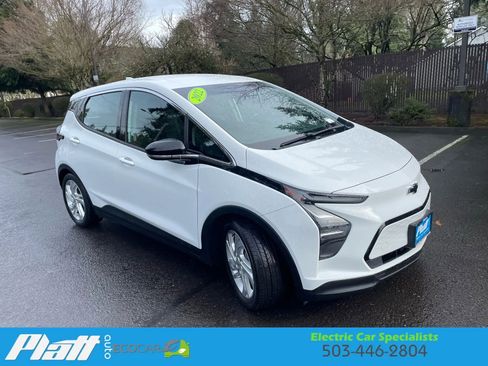 Used 2022 Chevrolet Bolt LT image 13