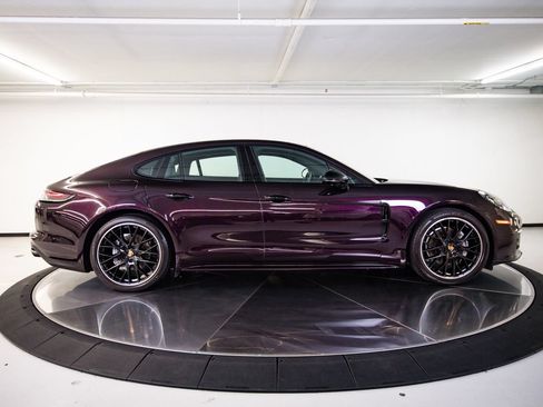 Certified 2023 Porsche Panamera Platinum Edition RWD image 8