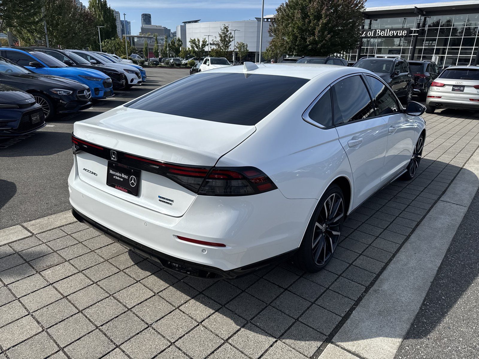Used 2024 Honda Accord Touring image 5