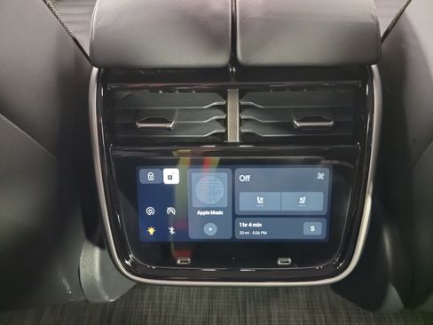 Used 2024 Rivian R1S Adventure AWD/4WD image 30