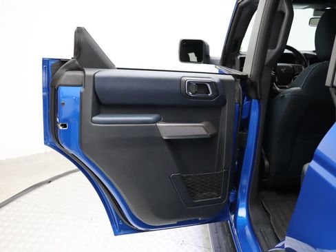 Used 2023 Ford Bronco Outer Banks w/ Sasquatch Package image 21