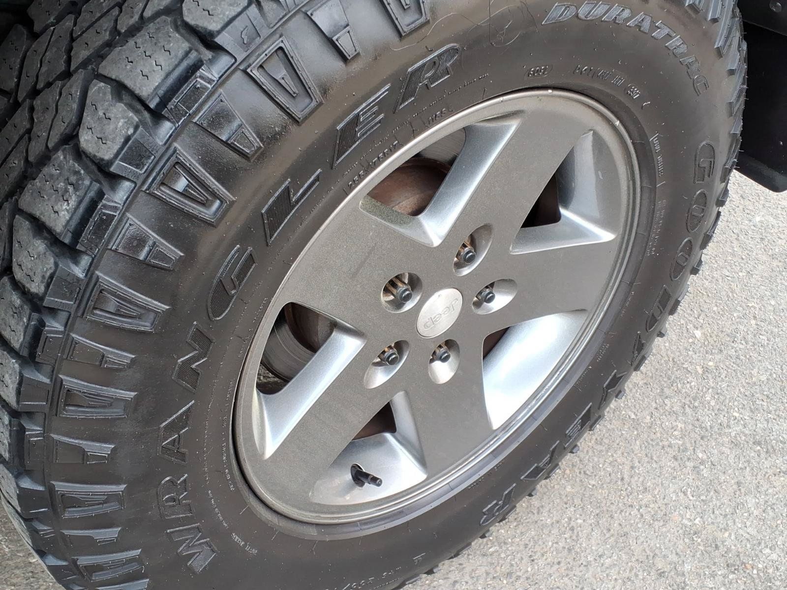 Used 2013 Jeep Wrangler Unlimited Sport AWD/4WD image 10