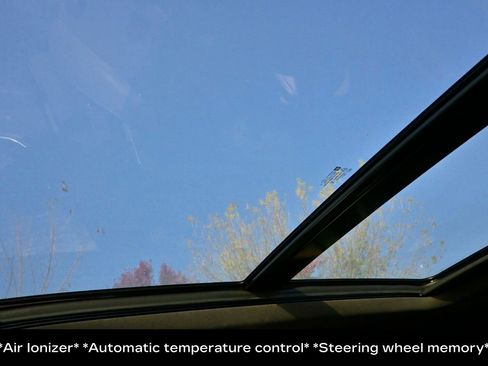 Certified 2022 Cadillac XT6 Premium Luxury w/ Technology Package image 13