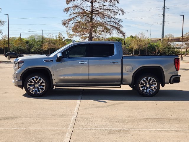 Used 2024 GMC Sierra 1500 Denali w/ Denali Reserve Package AWD/4WD image 5