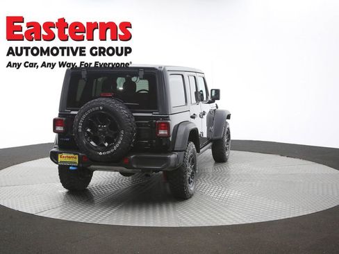 Used 2023 Jeep Wrangler Unlimited w/ Cold Weather Group AWD/4WD image 39