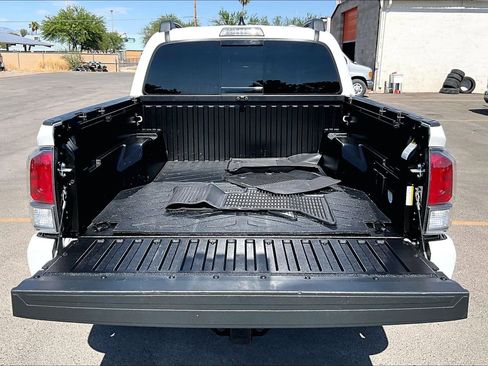Used 2023 Toyota Tacoma TRD Sport AWD/4WD image 28