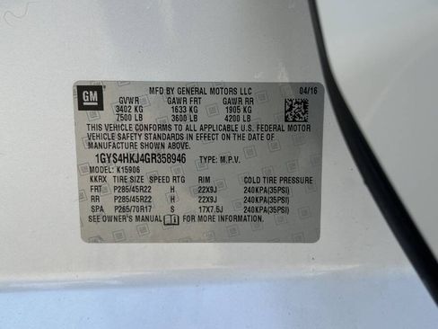 Used 2016 Cadillac Escalade ESV Luxury image 14