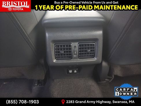 Used 2025 Toyota Camry SE FWD image 17