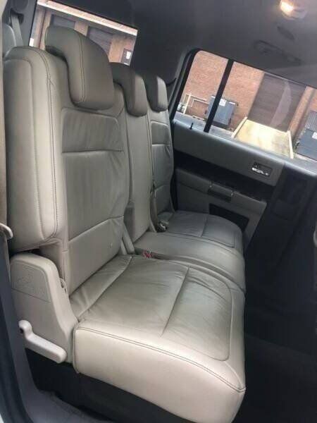 Used 2010 Ford Flex SEL AWD/4WD image 15