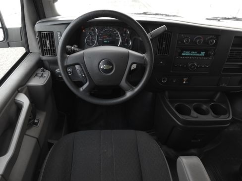 Used 2024 Chevrolet Express 2500 w/ Driver Convenience Package image 11