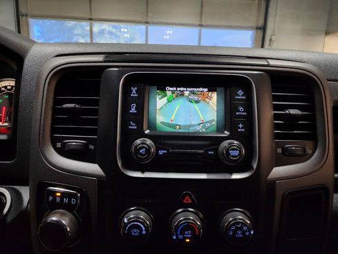 Used 2017 RAM 1500 Express AWD/4WD image 31