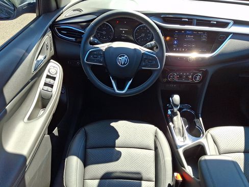 Used 2023 Buick Encore GX Essence w/ Experience Buick Package FWD image 11