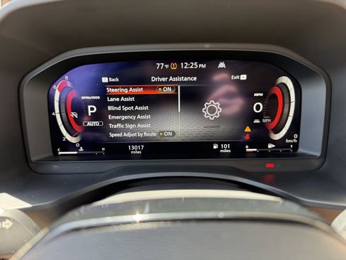 Used 2025 Nissan Rogue Platinum w/ Platinum Premium Package AWD/4WD image 28