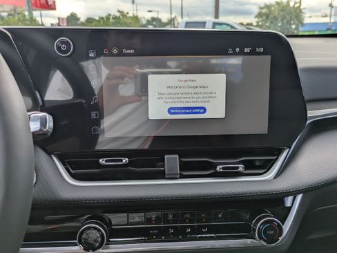 New 2026 Chevrolet Equinox LT w/ Safety and Technology Package FWD image 22