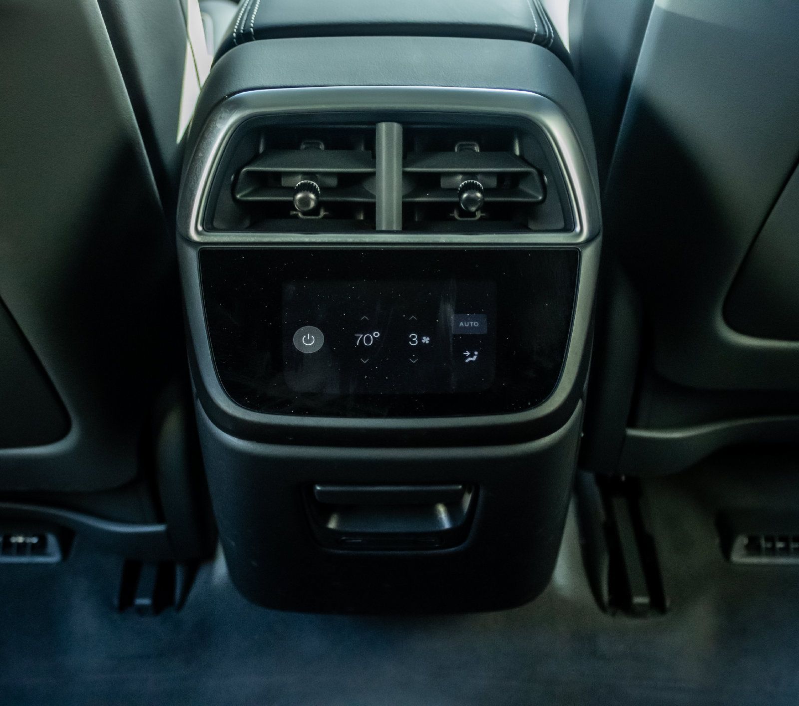 Used 2025 Lucid Air Pure RWD image 14