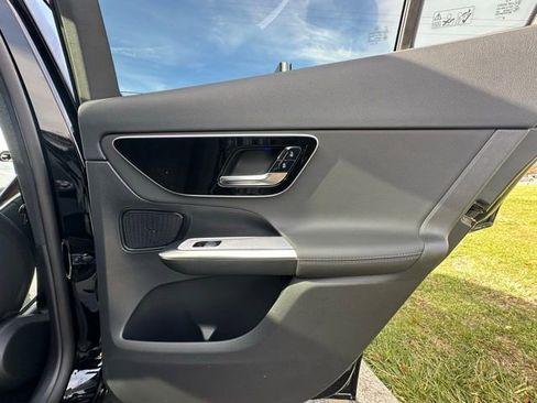 Used 2026 Mercedes-Benz GLC 300 4MATIC image 20