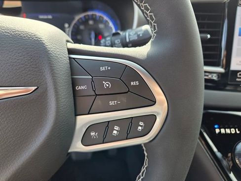 New 2026 Chrysler Voyager LX FWD image 29
