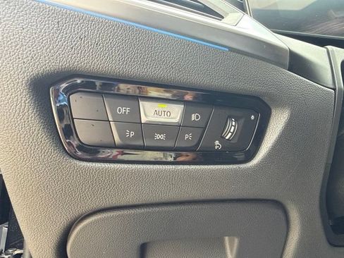 Used 2022 BMW i4 eDrive40 w/ M Sport Package RWD image 24