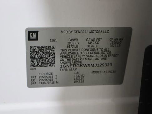 Used 2021 Chevrolet Traverse LT FWD image 40