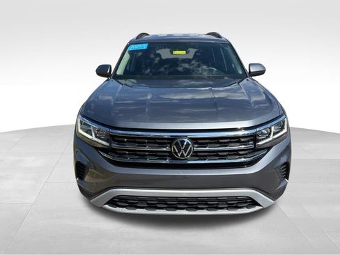 Used 2023 Volkswagen Atlas SE w/ Black Wheel Package FWD image 3